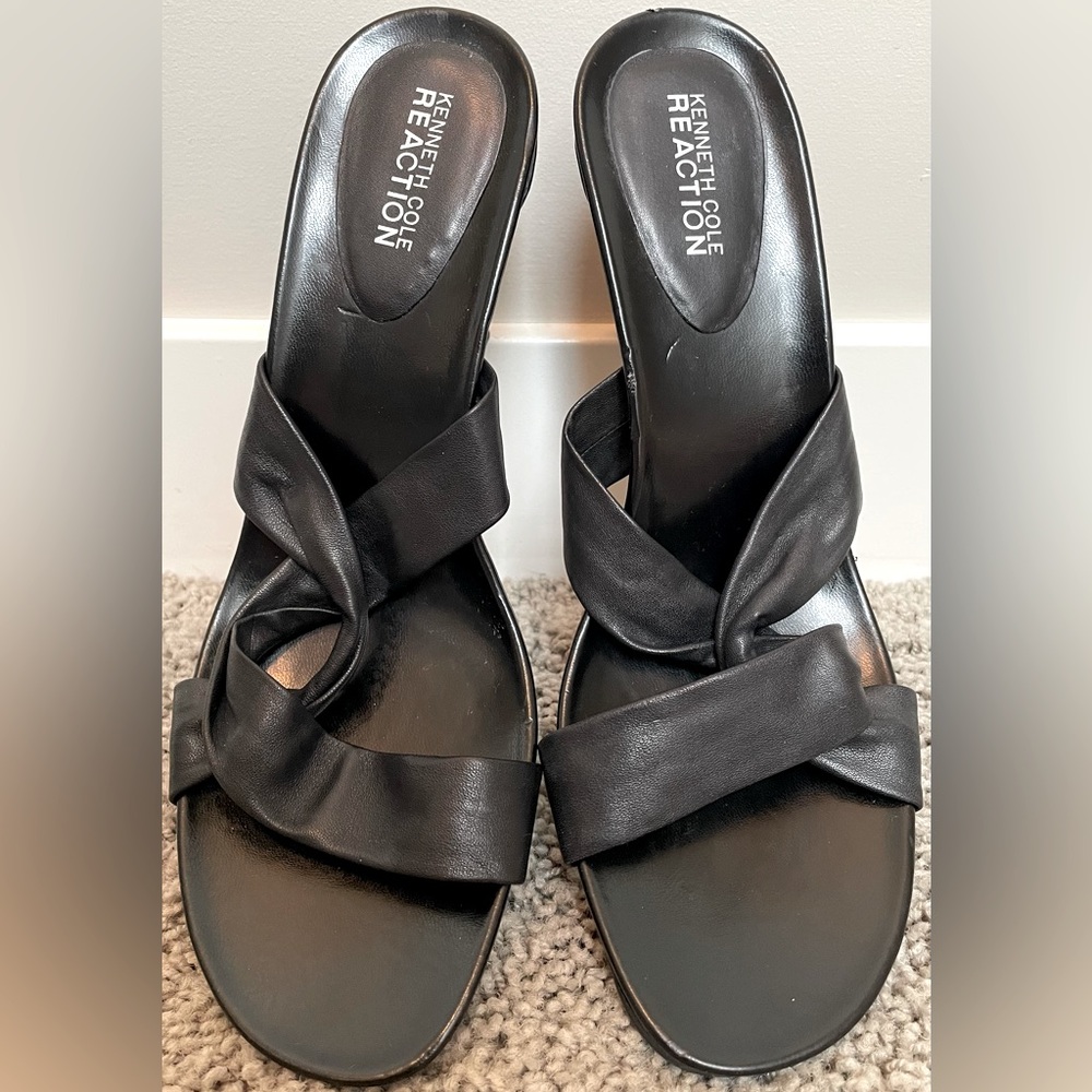 Kenneth Cole Reaction Black Sandals